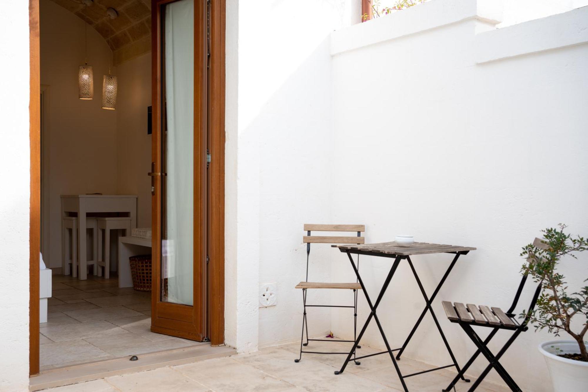 Bed and Breakfast Oltre Gli Ulivi Остуни Экстерьер фото